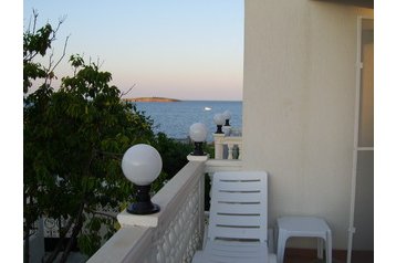 Bulgārija Privát Černomorec, Eksterjers